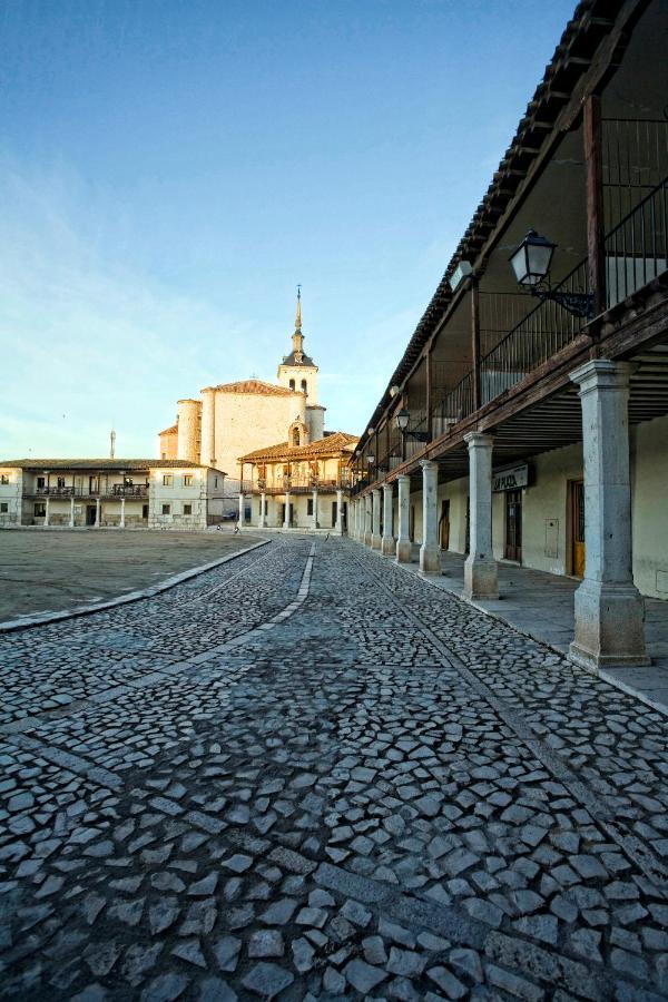 Alojamiento Colmenar De Oreja Plaza Mayor Eksteriør bilde